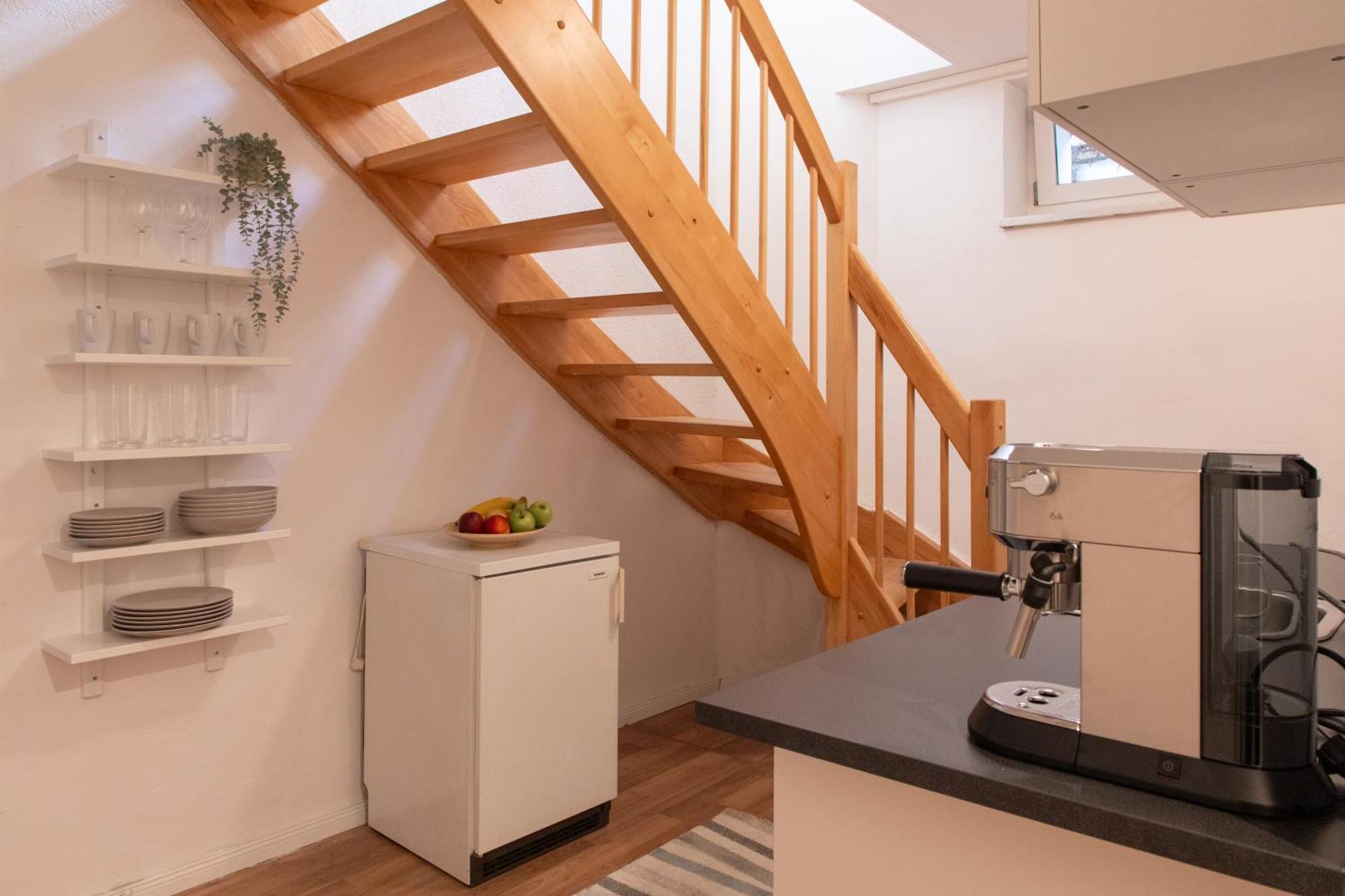 Appartement Homely - Spacious Flat Quiet, Friedrichstrasse, River Berlijn